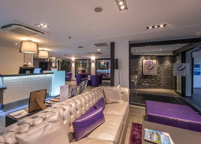 Hotel Suite Home
