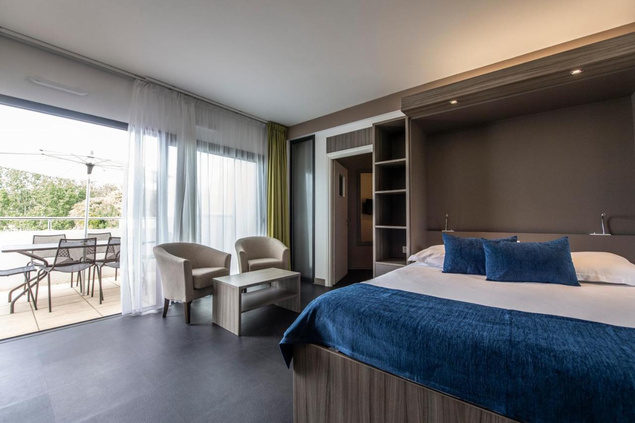 Aparthotel Porticcio 4*